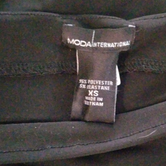 Victoria Secret 7 Way Blouse - Picture 4 of 4